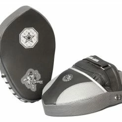 TOP TEN PREDATOR COBRA FOCUS MITTS