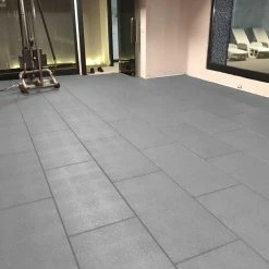 Serious Fitness Rubber Gym Flooring 20mm X 1m X 50cm - Black Or Grey